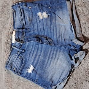 🌼 5 /27 Hollister Jean Short